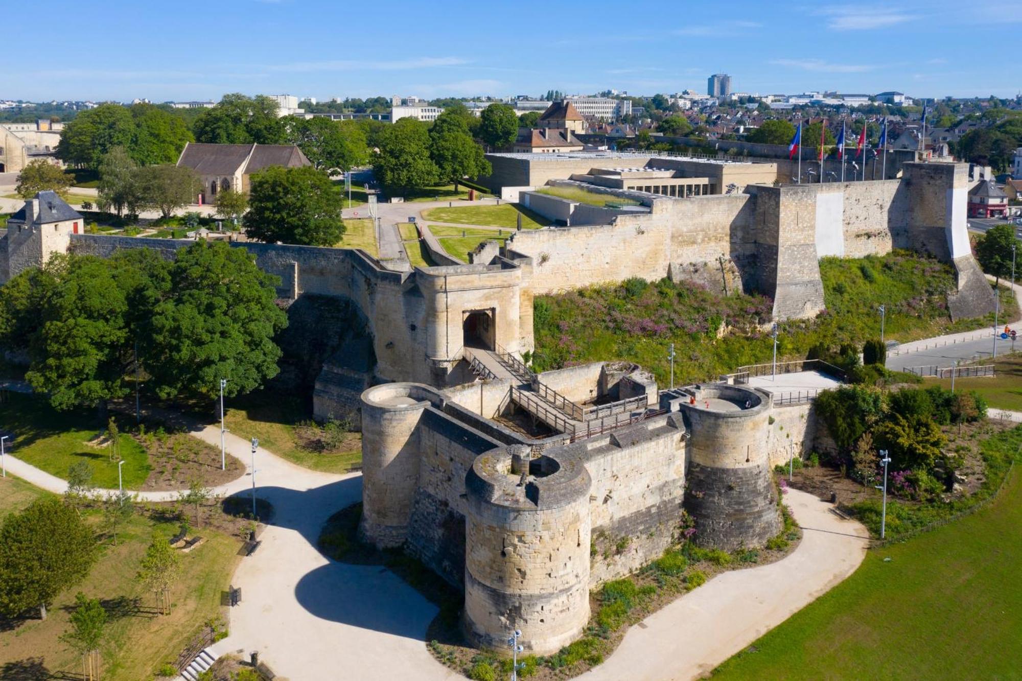 Le Castel D'Orne - Piscine Et Terrasse Caen Ngoại thất bức ảnh